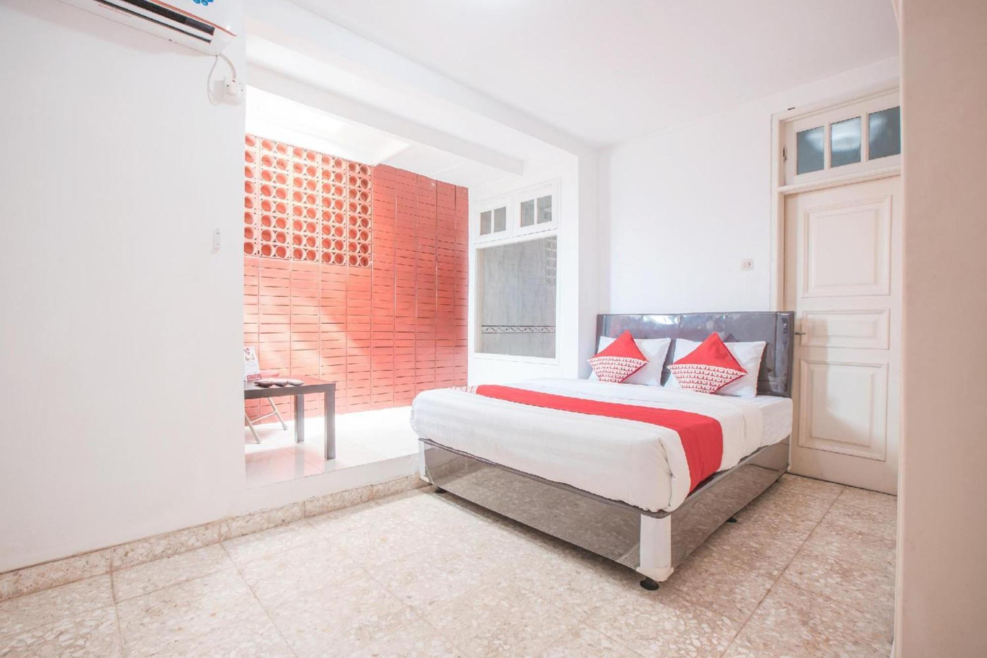 Capital O 332 Residence G17 Kemang Yakarta Exterior foto